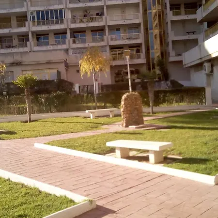 Escaliro Pins Apartment